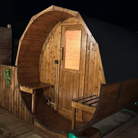 Avec Bain Nordique Et Sauna Сasa de vacaciones