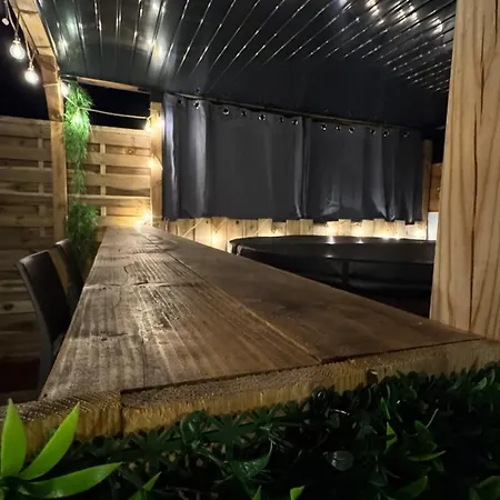Сasa de vacaciones Avec Bain Nordique Et Sauna Zutkerque