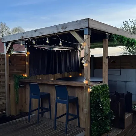 Avec Bain Nordique Et Sauna Сasa de vacaciones *